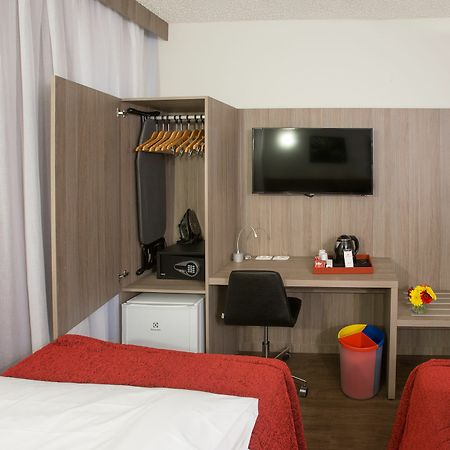 Готель Ramada Campinas Viracopos Екстер'єр фото